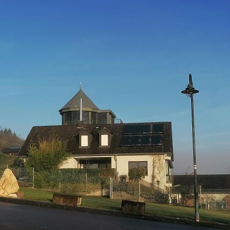 Apartamento Weingut & Gastehaus Schumann Lieser Exterior foto